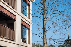 Hegu Mountain Retreat