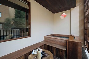 Hegu Mountain Retreat