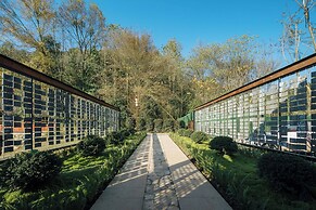 Hegu Mountain Retreat