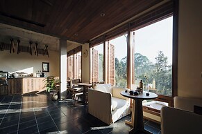 Hegu Mountain Retreat