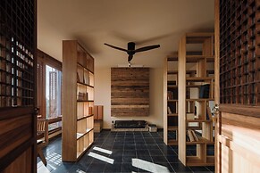 Hegu Mountain Retreat