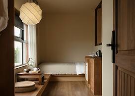 Hegu Mountain Retreat