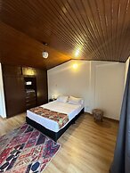BAMUKA HOSTEL