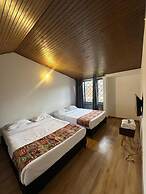 BAMUKA HOSTEL