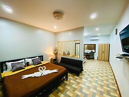 Trang Oasis Waterpark Hotel