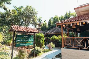 Jungle Safari Lodge