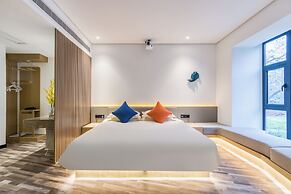 Cozylife Hotel Canal