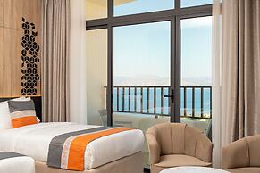 Diamond Palm Hotel & Resort