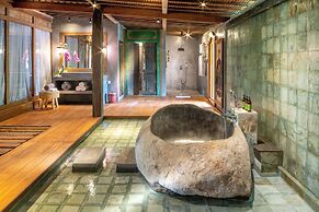 Nag Shampa Private Estate