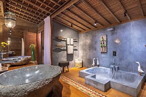 Nag Shampa Private Estate