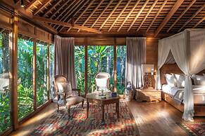 Nag Shampa Private Estate