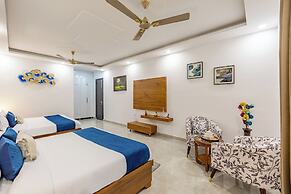ELIVAAS 5 BHK With Pvt Pool - Zenora