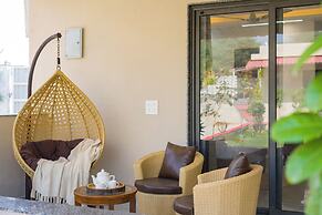 ELIVAAS 5 BHK With Pvt Pool - Zenora