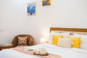 ELIVAAS 5 BHK With Pvt Pool - Zenora