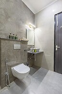 ELIVAAS 5 BHK With Pvt Pool - Zenora