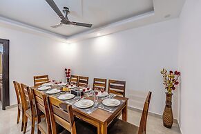 ELIVAAS 5 BHK With Pvt Pool - Zenora