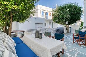 Family House Close to the sea