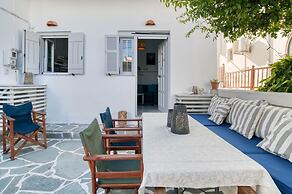 Family House Close to the sea