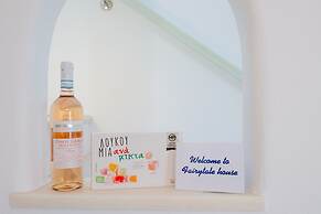 Fairytale House Seaview and Sunset -island Living-