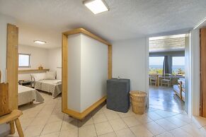 Vitamine Sea House - Island Living Paros