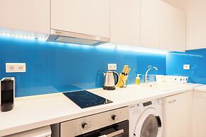 Amazing Modern Central Apt in Athens