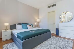 Mundo - 2 BR Apartment at Saifi Village