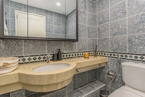 Mundo - 2 BR Apartment at Saifi Village