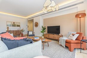 Mundo - 2 BR Apartment at Saifi Village