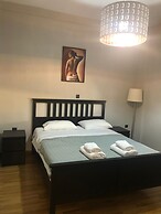 Luxurious Apartment With big Balcony Best Location