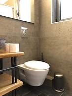 Luxurious Apartment With big Balcony Best Location