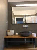 Luxurious Apartment With big Balcony Best Location