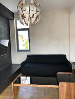 Luxurious Apartment With big Balcony Best Location