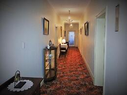 Sonbern Lodge Motel