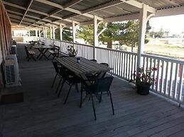 Sonbern Lodge Motel