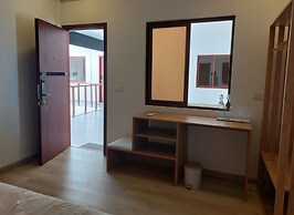 Comfy Cool Breeze by eMzaz