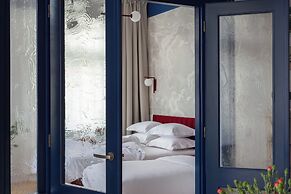 Head in the clouds 2-bed apartment