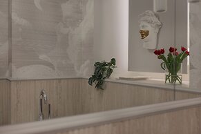 Head in the clouds 2-bed apartment