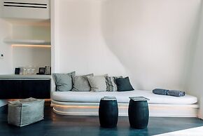 CAVO TAGOO SANTORINI