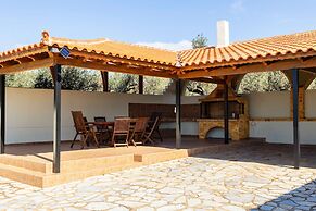 Filiatra s Cozy Haven A Peaceful Escape in Nature