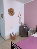 Alonnisos Beachfront Getaway - Cozy Summer Gem