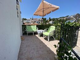 Alonnisos Beachfront Getaway - Cozy Summer Gem