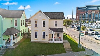 Indy Stadium Villas 702