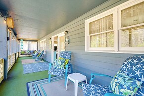 3 Mi to Beach: Home w/ Fire Pit in Hampstead!