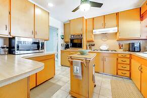 3 Mi to Beach: Home w/ Fire Pit in Hampstead!