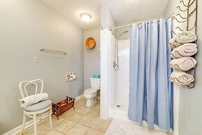 3 Mi to Beach: Home w/ Fire Pit in Hampstead!