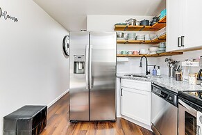 11 Mi to Marietta Square: Modern Apt w/ Yard!