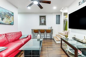 11 Mi to Marietta Square: Modern Apt w/ Yard!