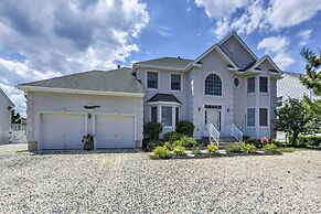 Cozy Mantoloking Home in Private Beach Association