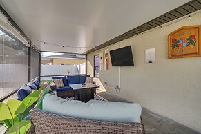 7 Mi to River District: Cape Coral Home w/ Lanai