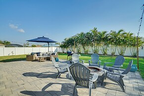 7 Mi to River District: Cape Coral Home w/ Lanai
